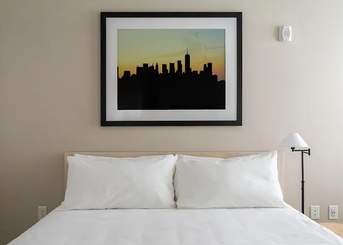 Kasa FreeMoreWest Charlotte